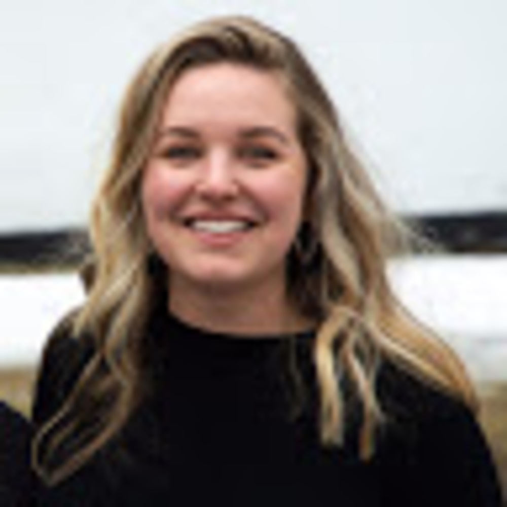 Meet your Posher, Carrie